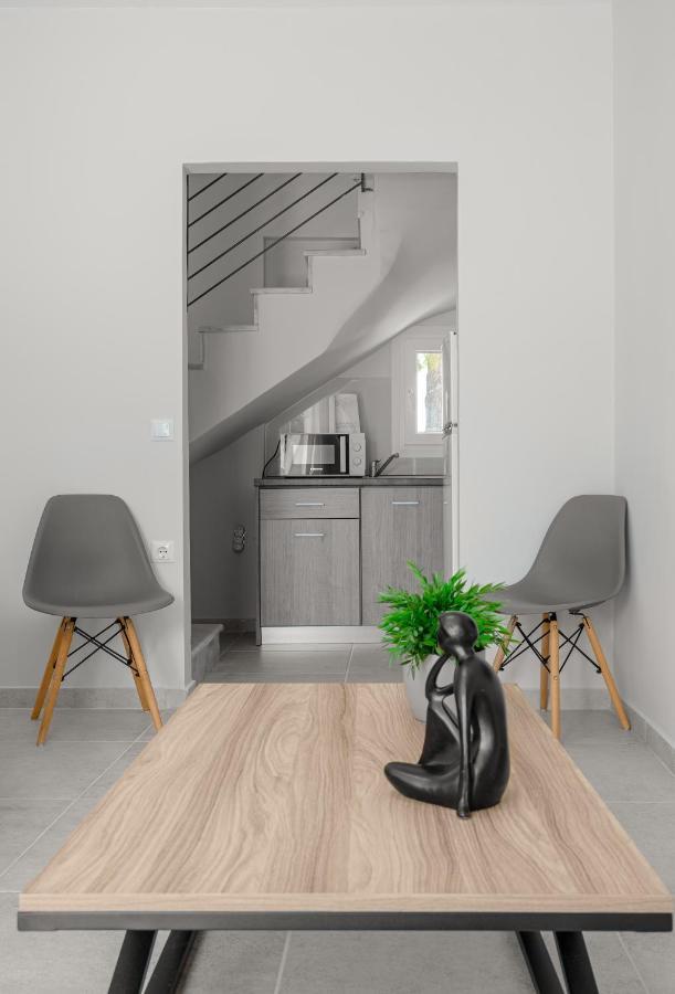 V Luxury Apartments Posidi Экстерьер фото