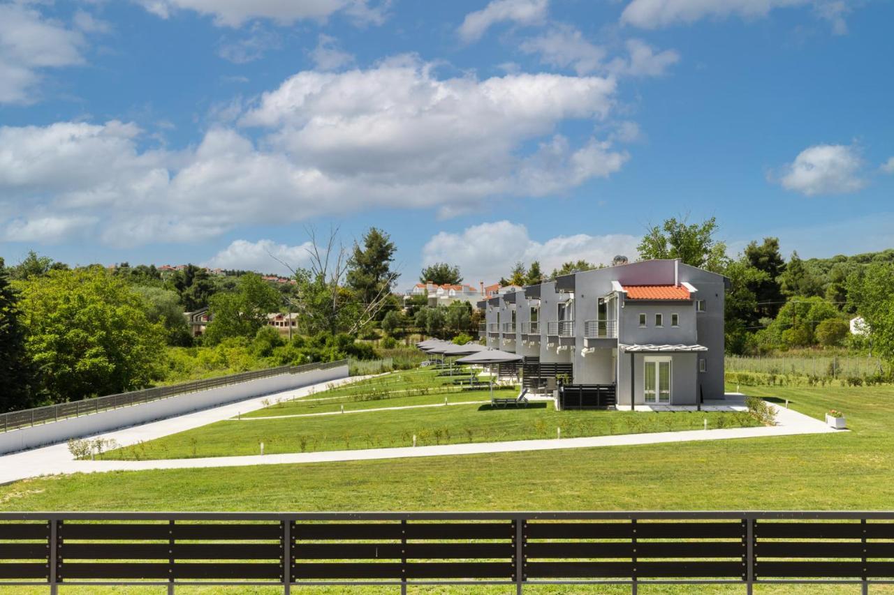 V Luxury Apartments Posidi Экстерьер фото