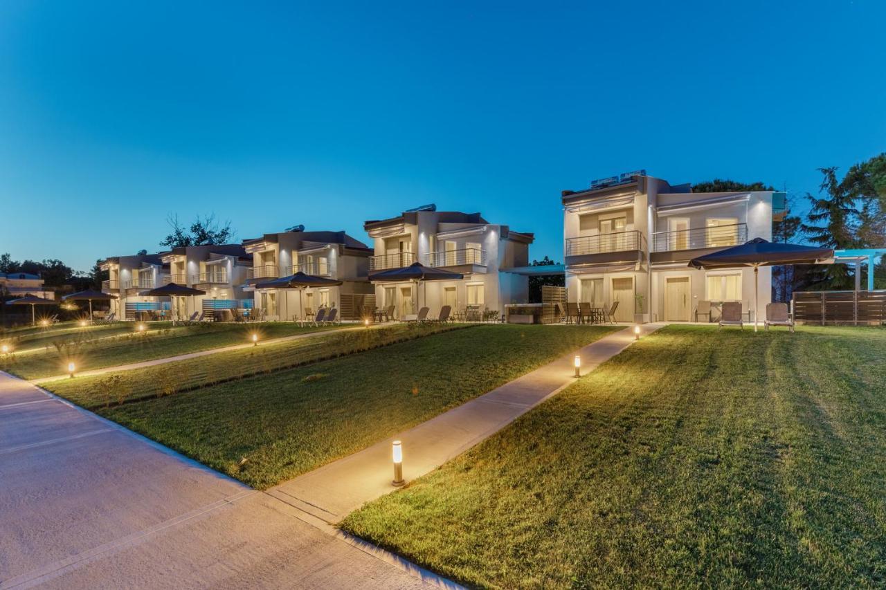 V Luxury Apartments Posidi Экстерьер фото