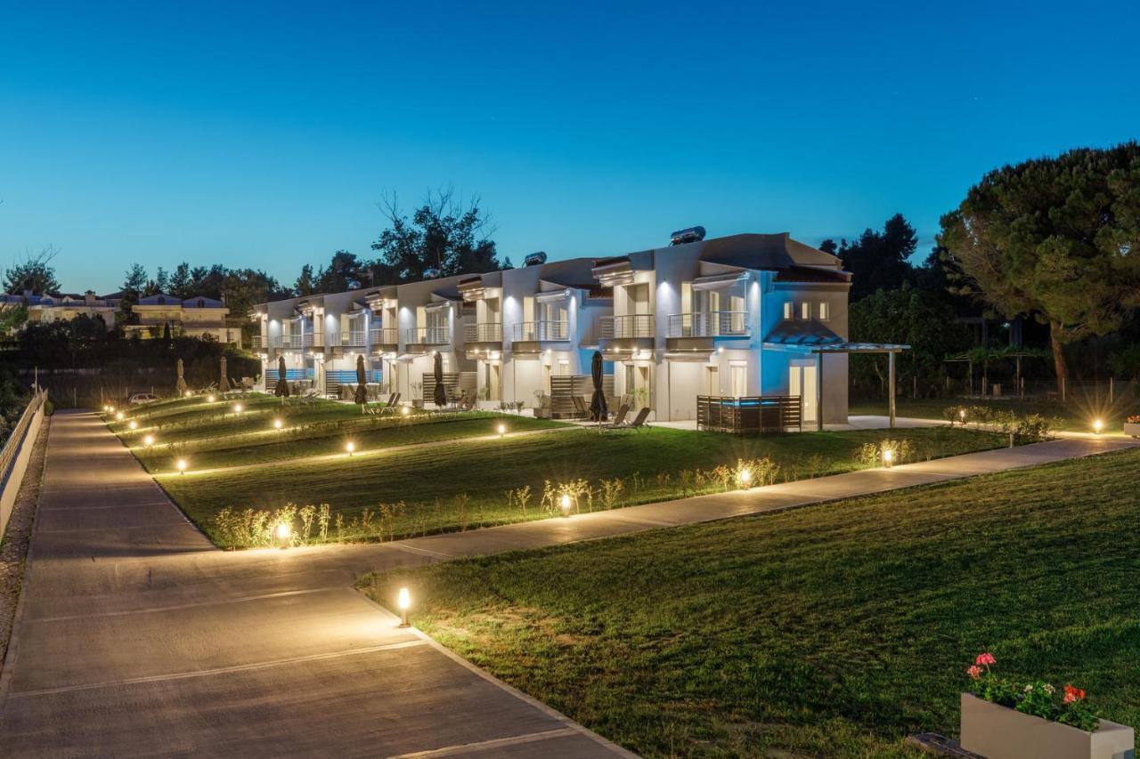 V Luxury Apartments Posidi Экстерьер фото