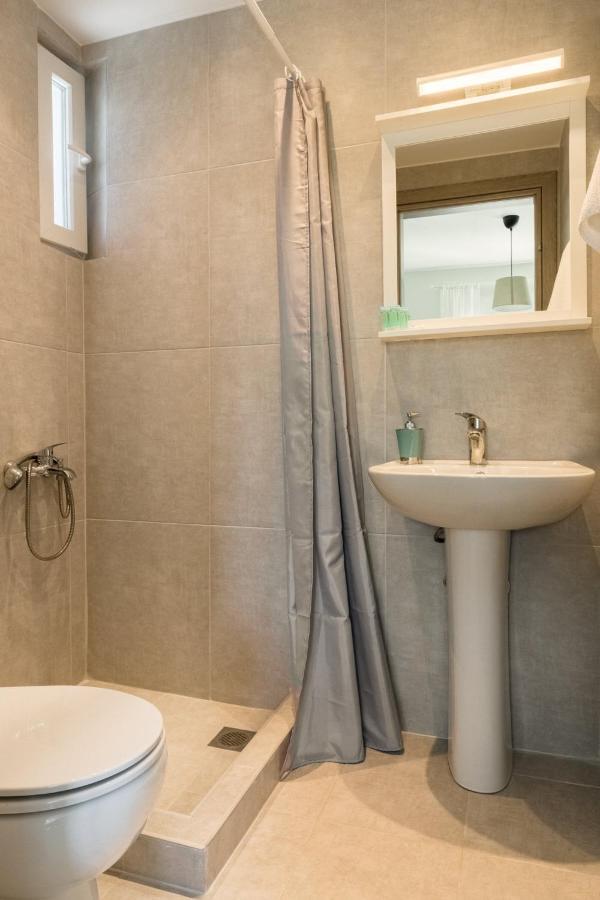 V Luxury Apartments Posidi Экстерьер фото