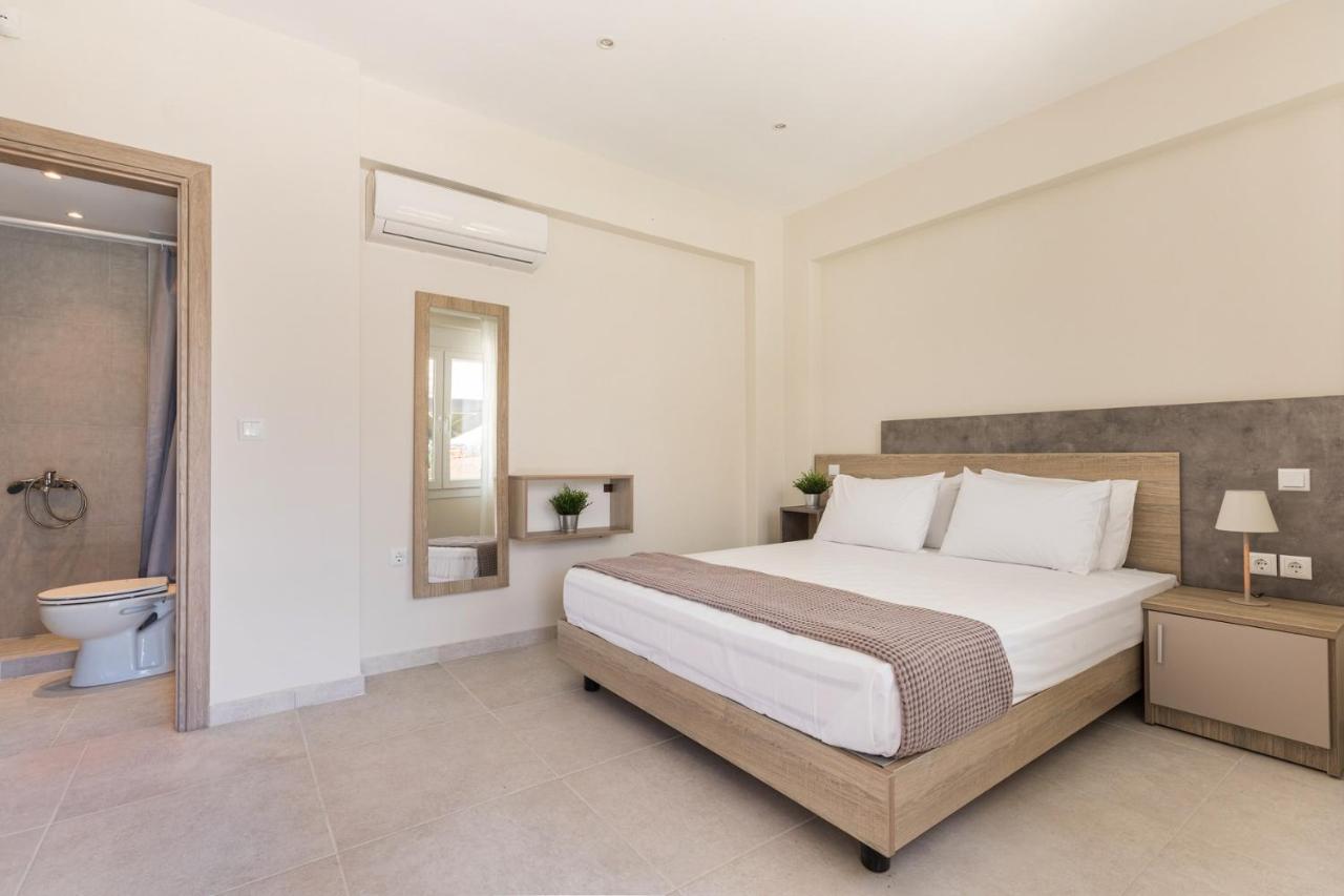V Luxury Apartments Posidi Экстерьер фото