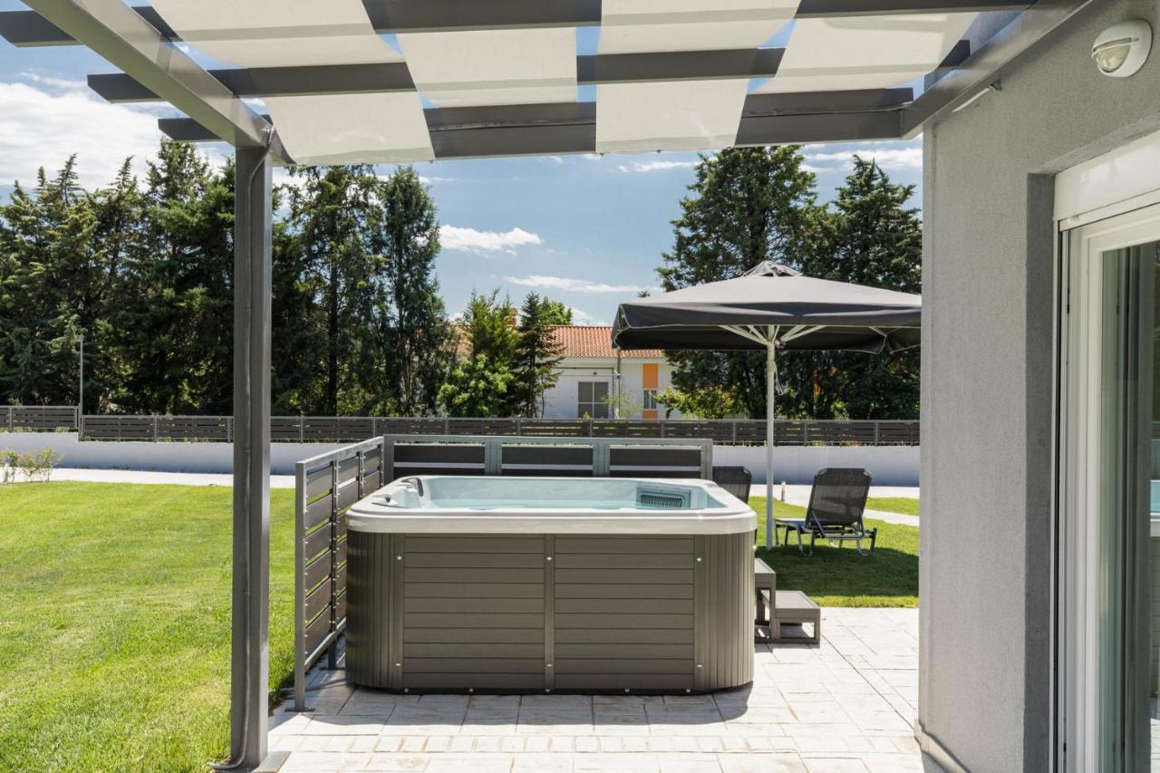 V Luxury Apartments Posidi Экстерьер фото