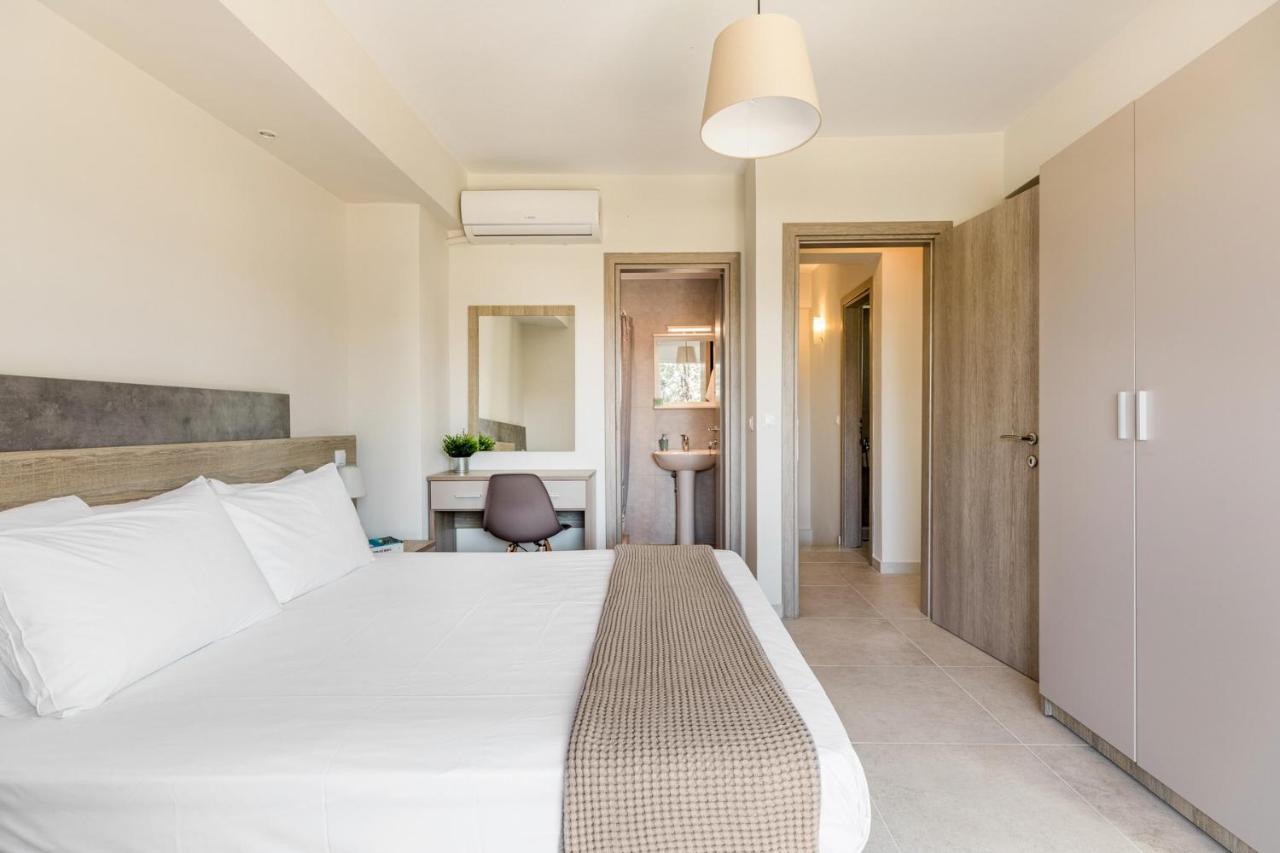 V Luxury Apartments Posidi Экстерьер фото