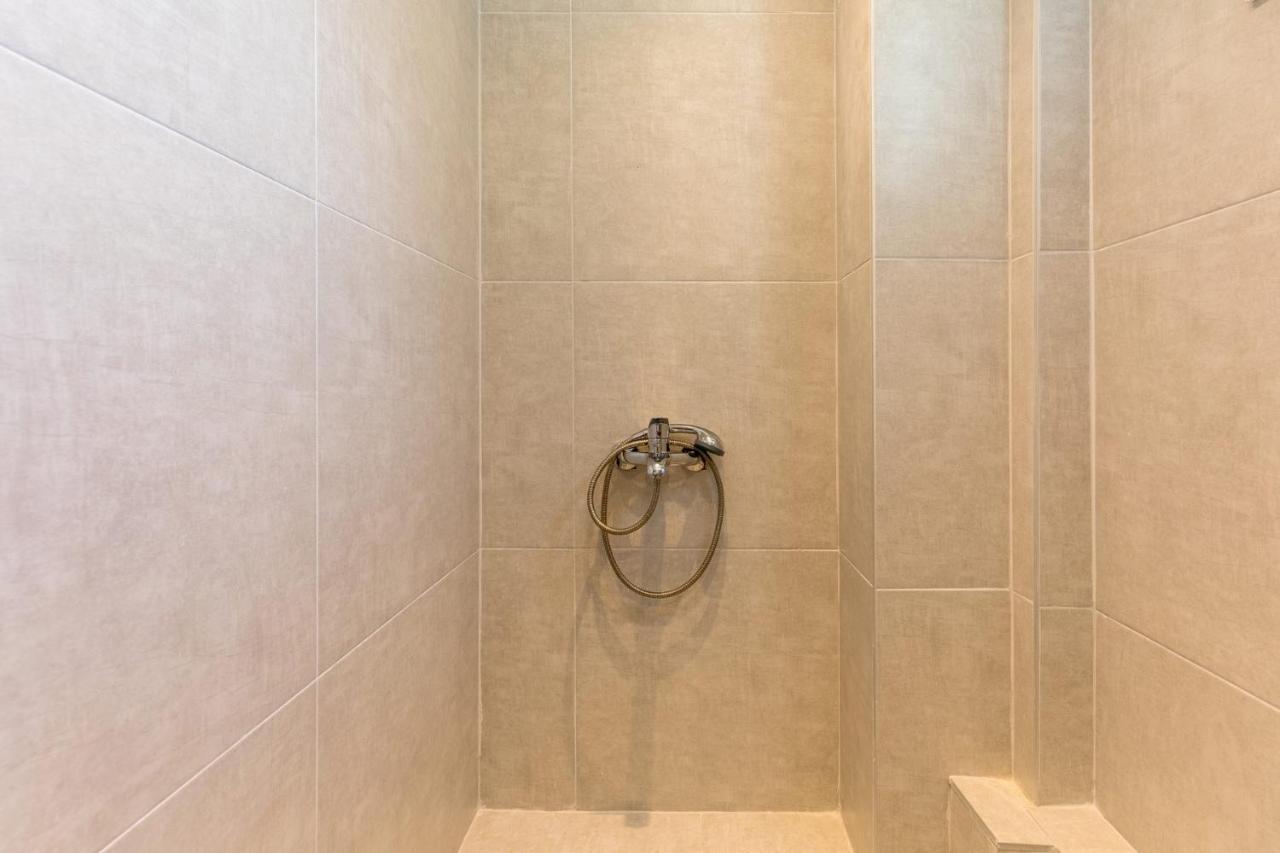 V Luxury Apartments Posidi Экстерьер фото