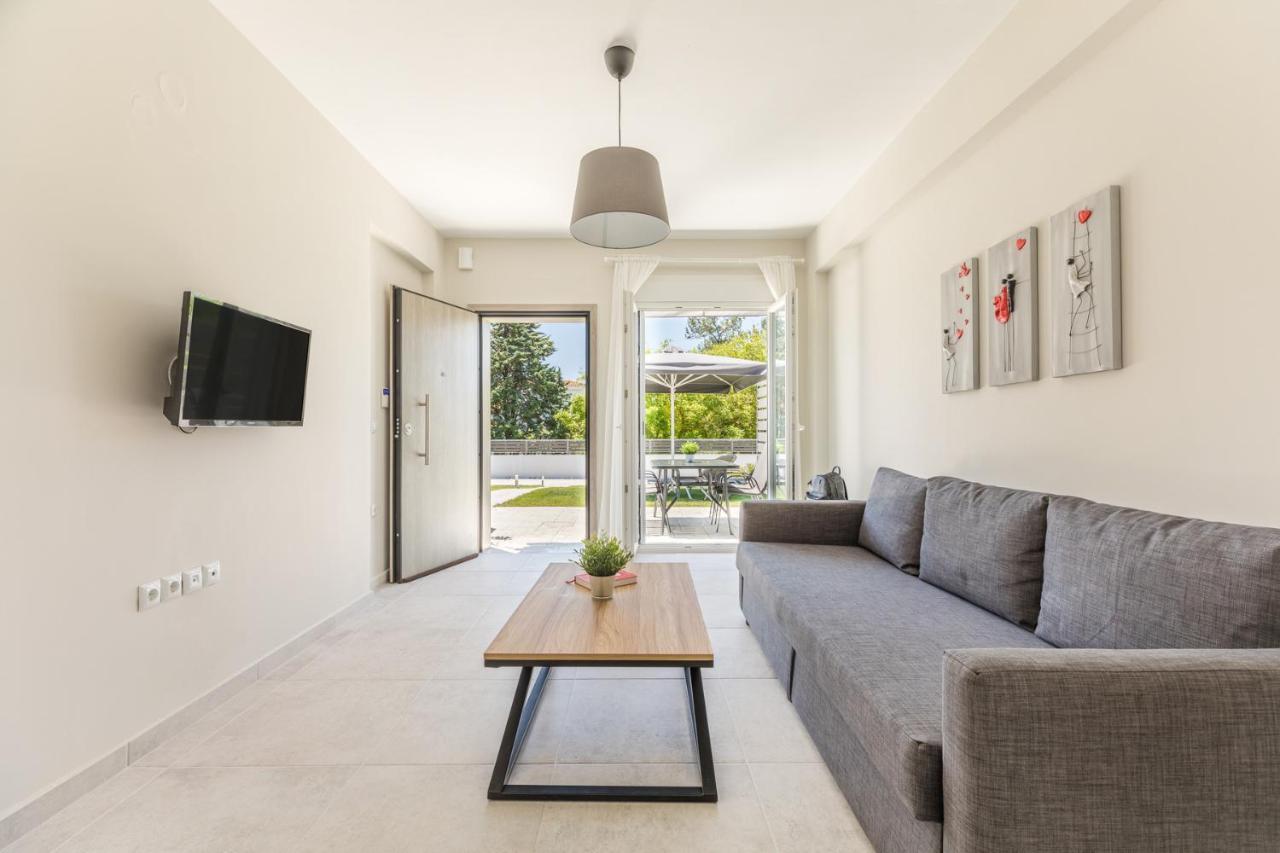 V Luxury Apartments Posidi Экстерьер фото